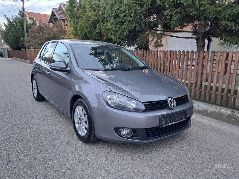 Volkswagen Golf 6 1.6 TDI/NAV