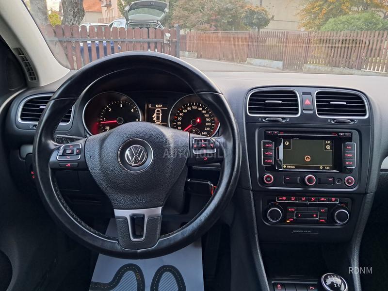 Volkswagen Golf 6 1.6 TDI/NAV