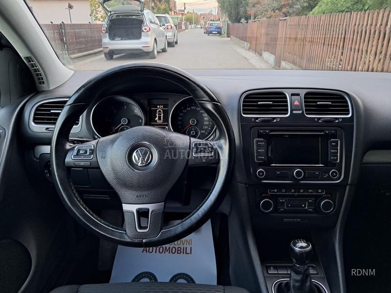 Volkswagen Golf 6 1.6 TDI/NAV