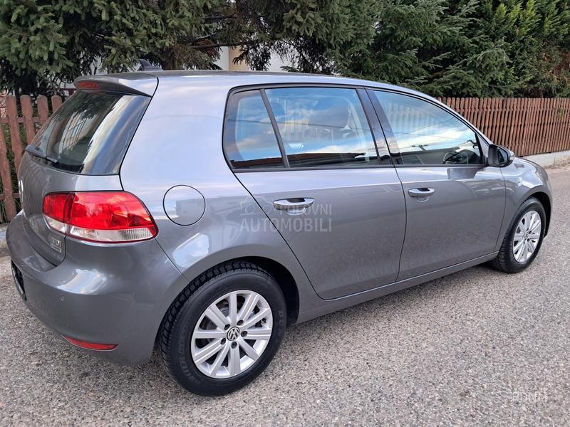 Volkswagen Golf 6 1.6 TDI/NAV