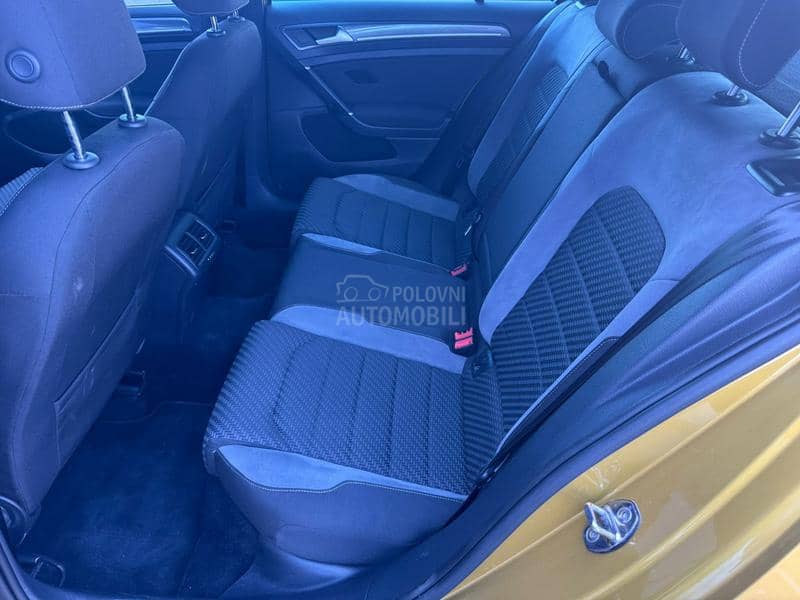 Volkswagen Golf 7 GOLF 7.5 R LINE