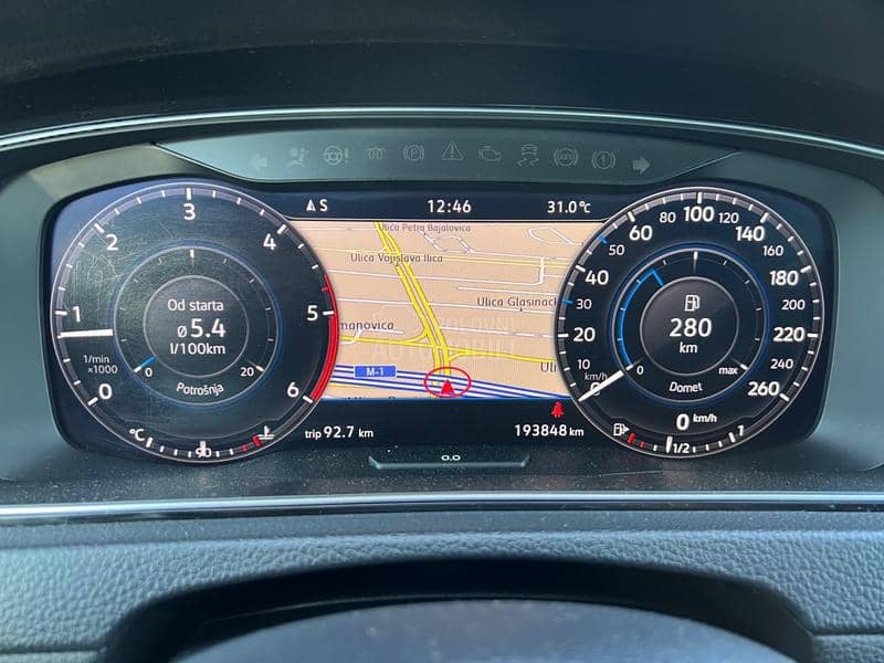 Volkswagen Golf 7 GOLF 7.5 R LINE