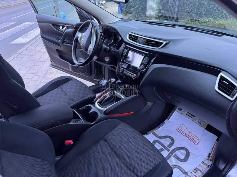 Nissan Qashqai 1.2 BEN ŠVAJ NOV