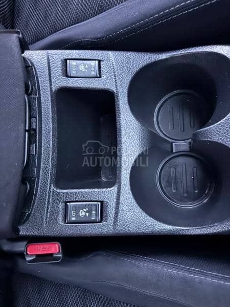 Nissan Qashqai 1.2 BEN ŠVAJ NOV