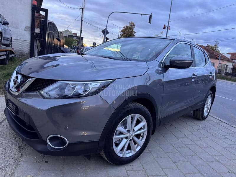 Nissan Qashqai 1.2 BEN ŠVAJ NOV