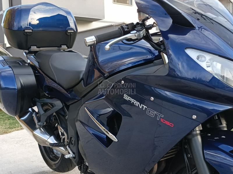 Triumph Sprint GT 1050 ABS
