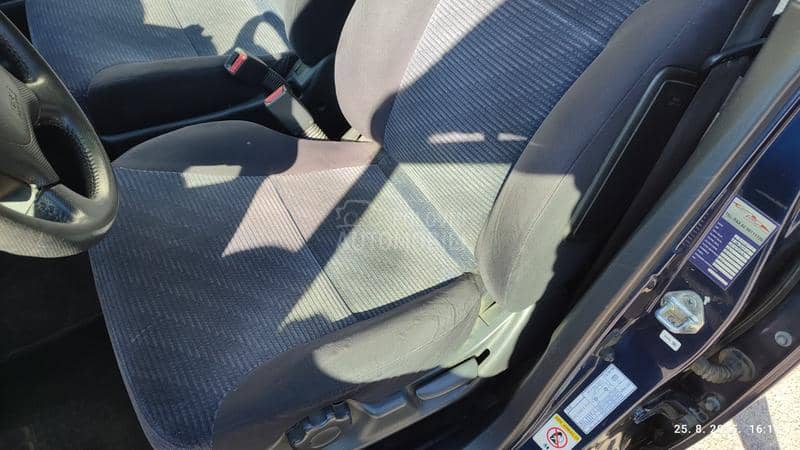 Honda Stream 2.0 V-tec
