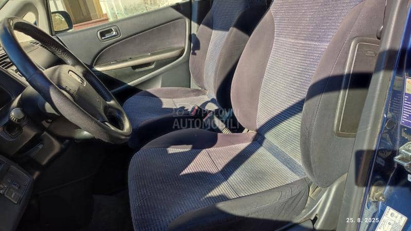 Honda Stream 2.0 V-tec