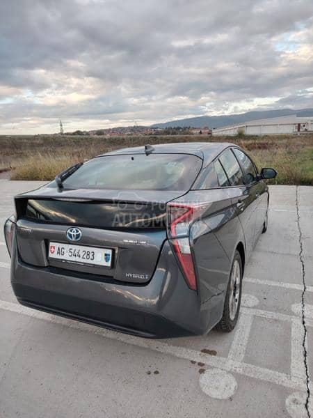 Toyota Prius C H