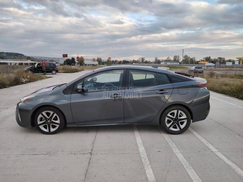 Toyota Prius C H