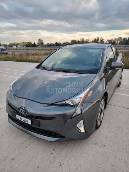 Toyota Prius C H