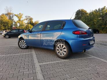 Alfa Romeo 147 