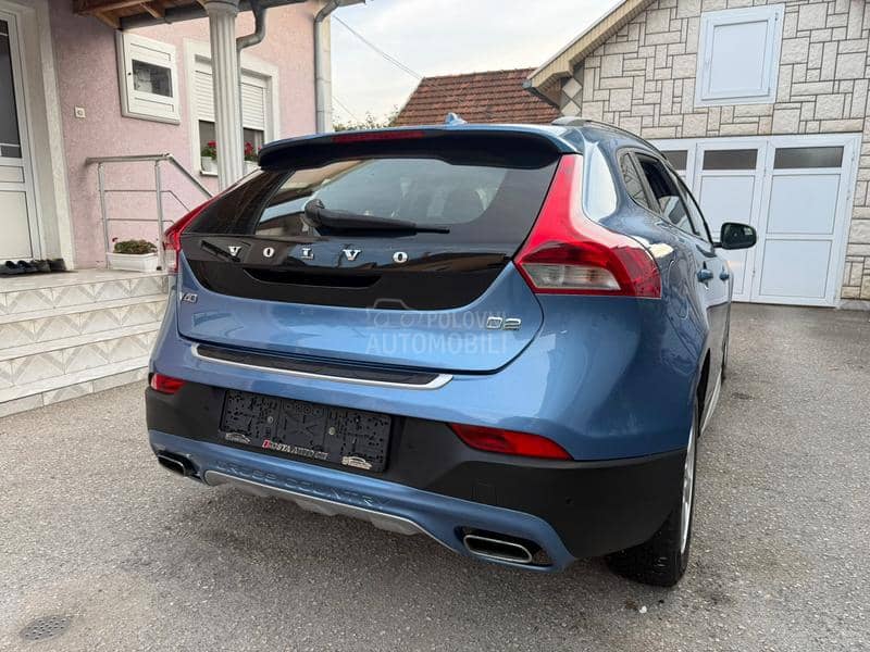 Volvo V40 1.6D CROSS NAV CH