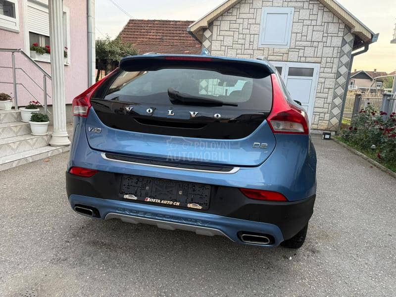 Volvo V40 1.6D CROSS NAV CH