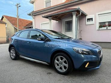 Volvo V40 1.6D CROSS NAV CH