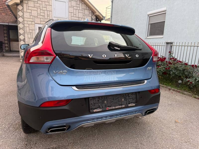Volvo V40 1.6D CROSS NAV CH