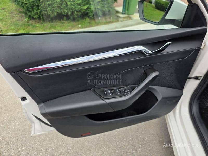 Škoda Octavia 2.0 TDI DSG STYLE