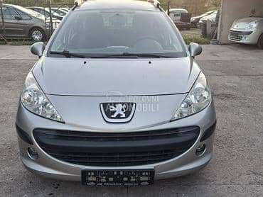 Peugeot 207 1.4 i