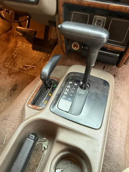 Jeep Cherokee off road