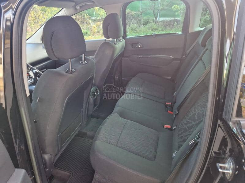 Peugeot 3008 2.0 HDI ALLURE