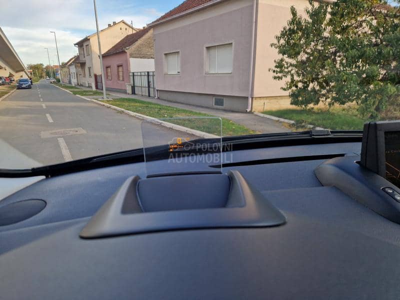 Peugeot 3008 2.0 HDI ALLURE