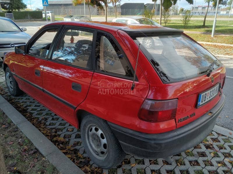 Opel Astra F 1.4