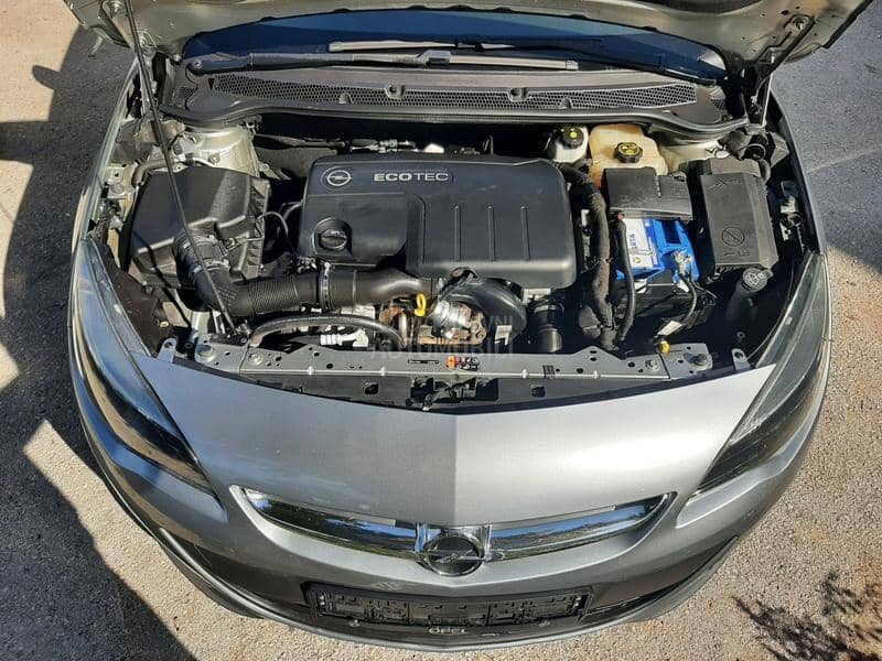 Opel Astra J 1,7 cdti / RESTYLING