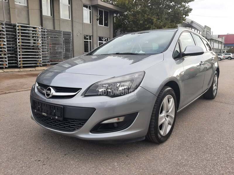 Opel Astra J 1,7 cdti / RESTYLING