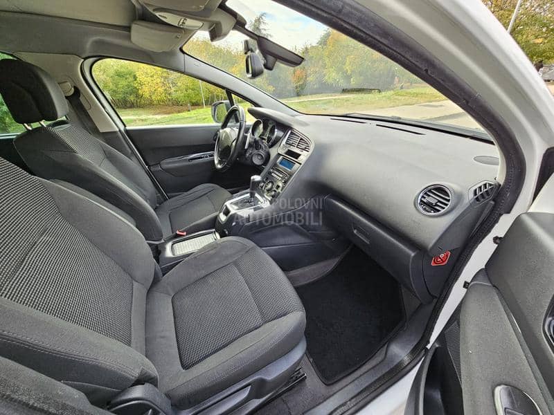 Peugeot 5008 1.6 HDI 7 s e d Peugeot 5008 1.6 HDI 7 s e d