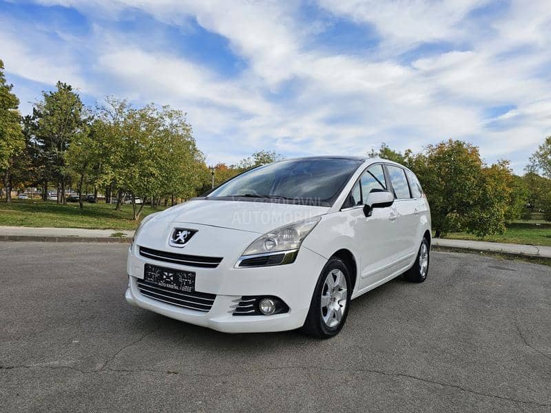 Peugeot 5008 1.6 HDI 7 s e d Peugeot 5008 1.6 HDI 7 s e d