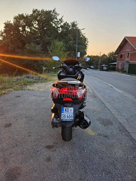 Kymco Downtown 300i Abs