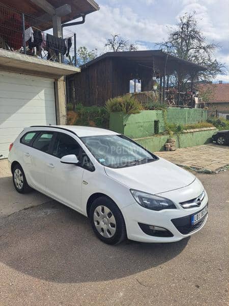 Opel Astra J 1.6CDTI Švajcarska