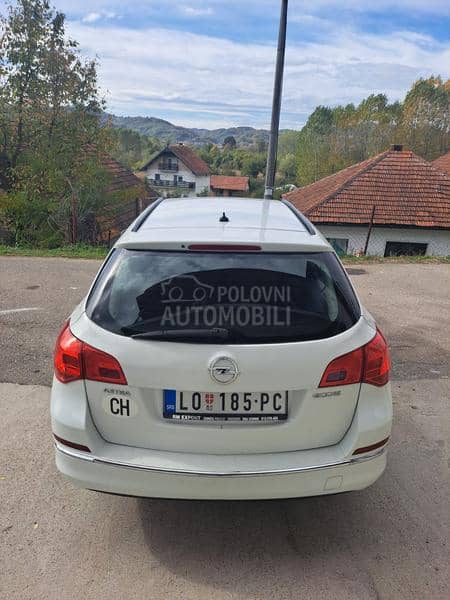 Opel Astra J 1.6CDTI Švajcarska