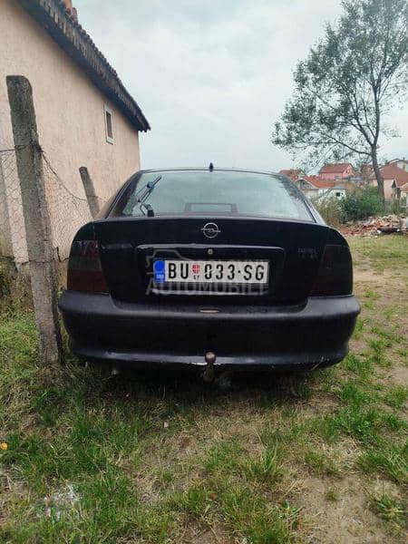 Opel Vectra B 1.6