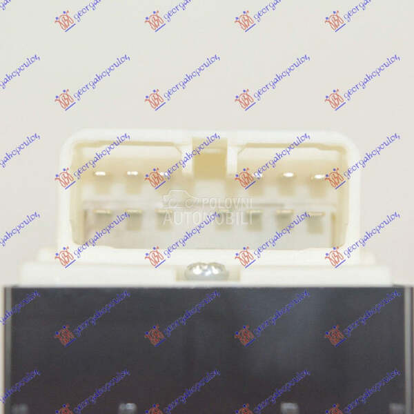 PREKIDAC U PREDNJIM VRATIMA (2