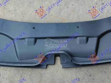 VEZNI LIM GORNJI PLASTICNI za Mercedes Benz V Klasa za 2020. god.