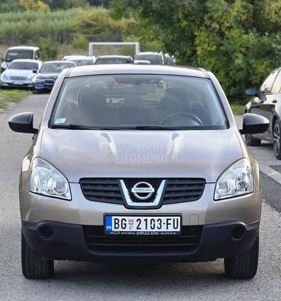 Nissan Qashqai  Nissan Qashqai