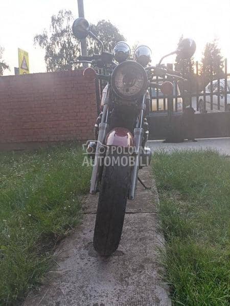 Kawasaki Zephyr 550 Fabrika