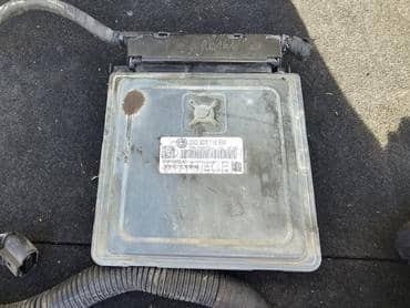 Siemens motorni racunar za Volkswagen Passat B6 od 2005. do 2010. god.