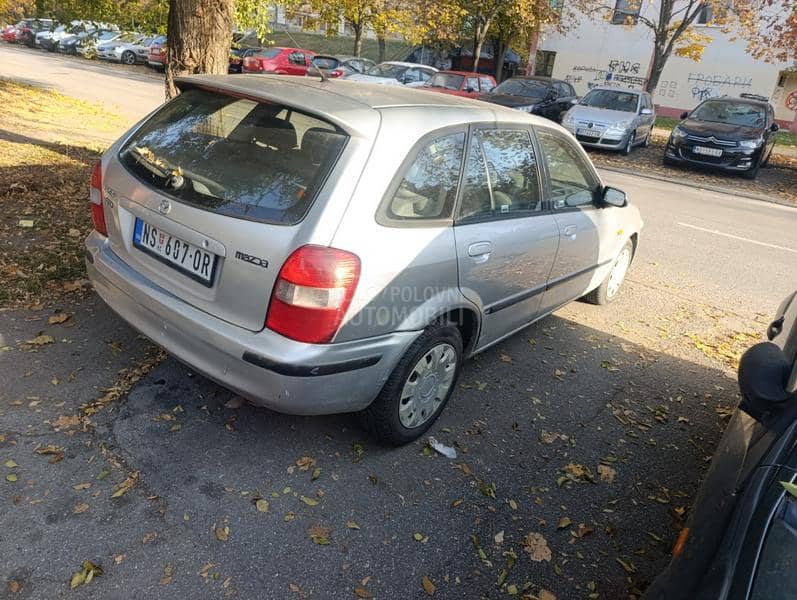 Mazda 323 