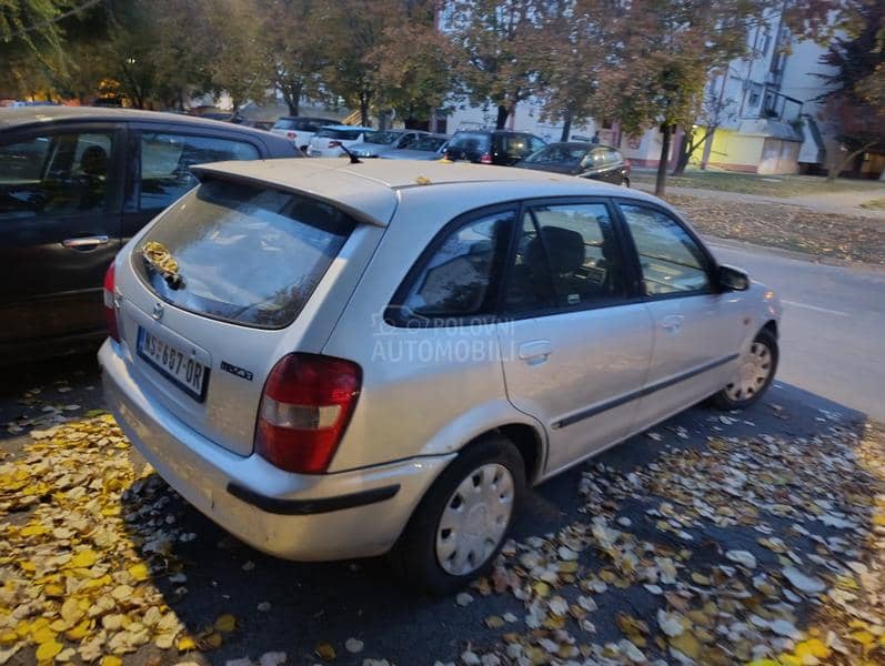 Mazda 323 