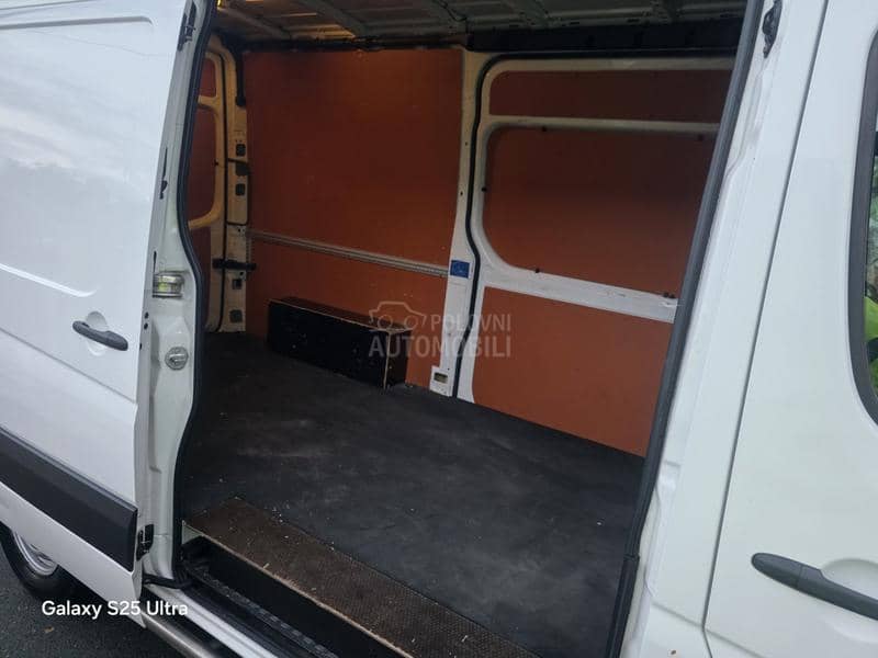 Volkswagen Crafter 2.0TDI