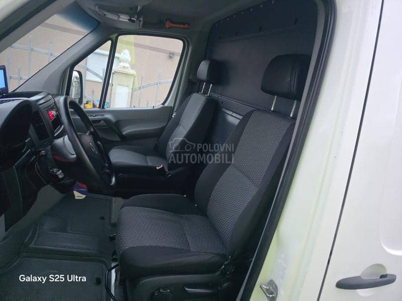 Volkswagen Crafter 2.0TDI