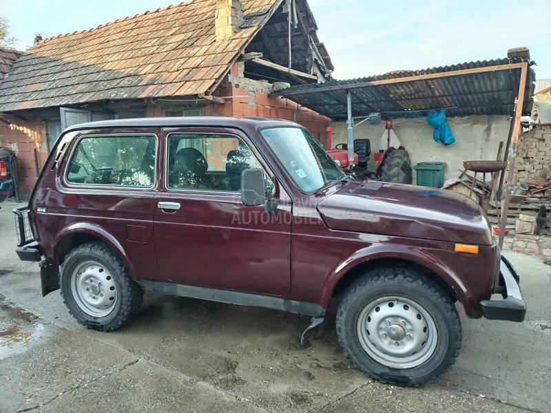 Lada Niva 1.7