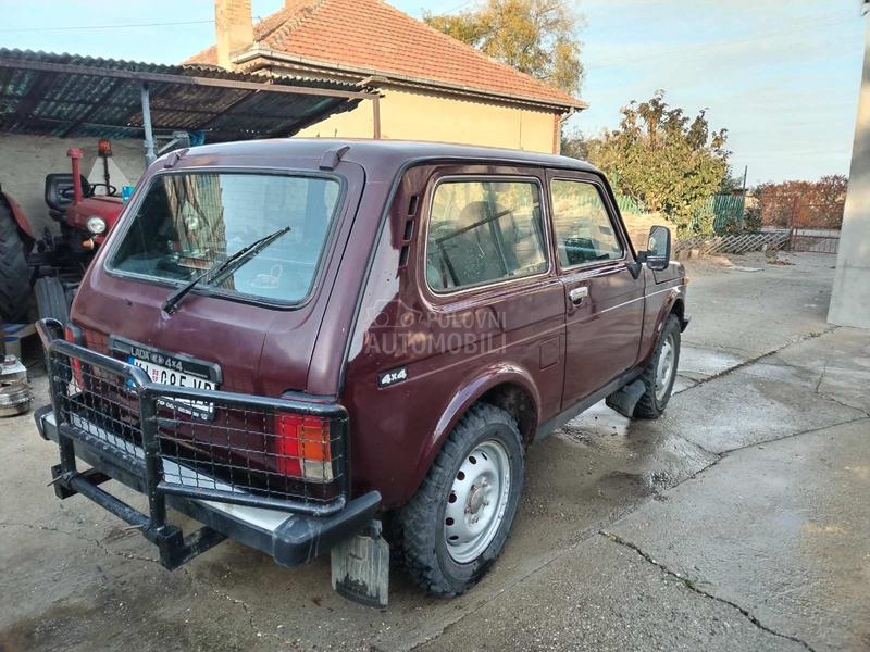 Lada Niva 1.7