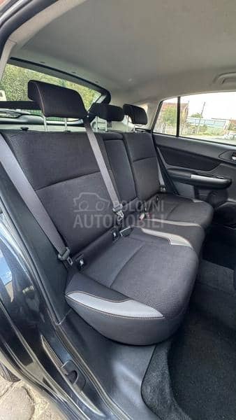 Subaru XV 1.6i   4x4 2017g