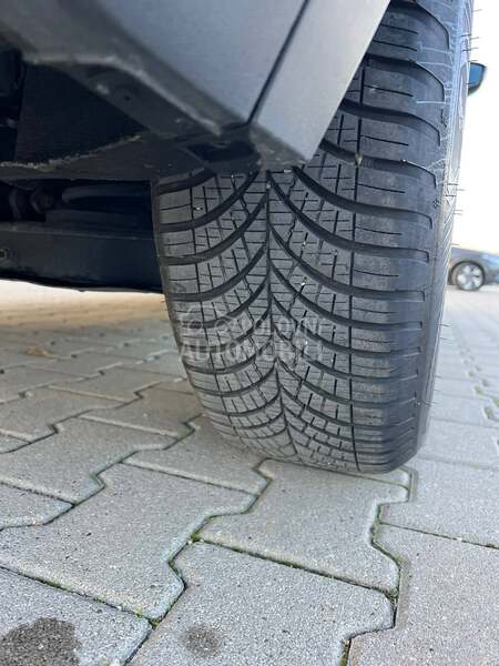 Volkswagen Tiguan 2.0 TDI DSG LED