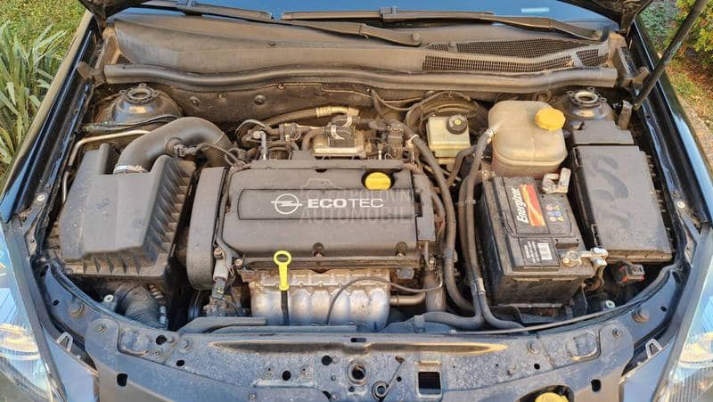 Opel Astra H 1.8