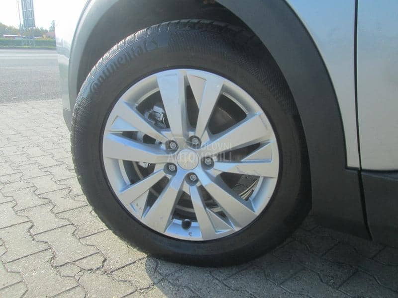 Peugeot 3008 1.5 BlueHDI Active