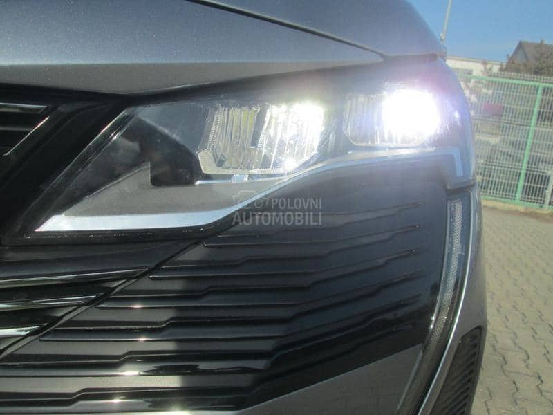 Peugeot 3008 1.5 BlueHDI Active